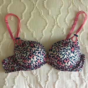 Victoria’s Secret “Sexy Little Things” Bra